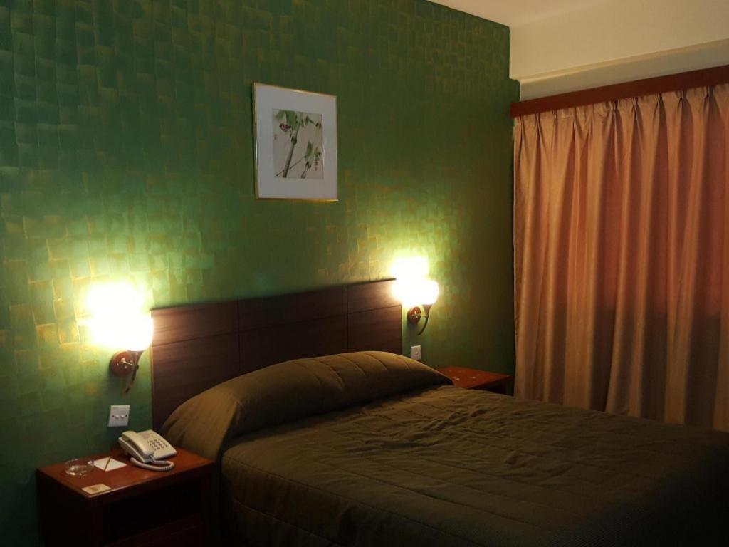 Klang Histana Hotel Buitenkant foto