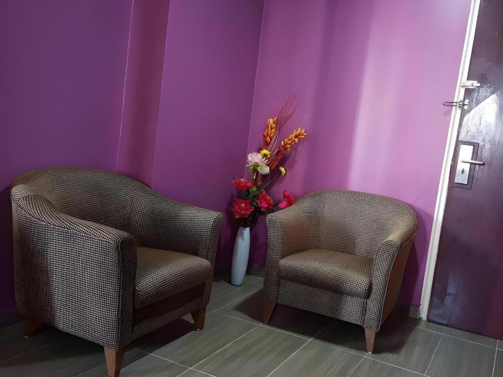 Klang Histana Hotel Buitenkant foto
