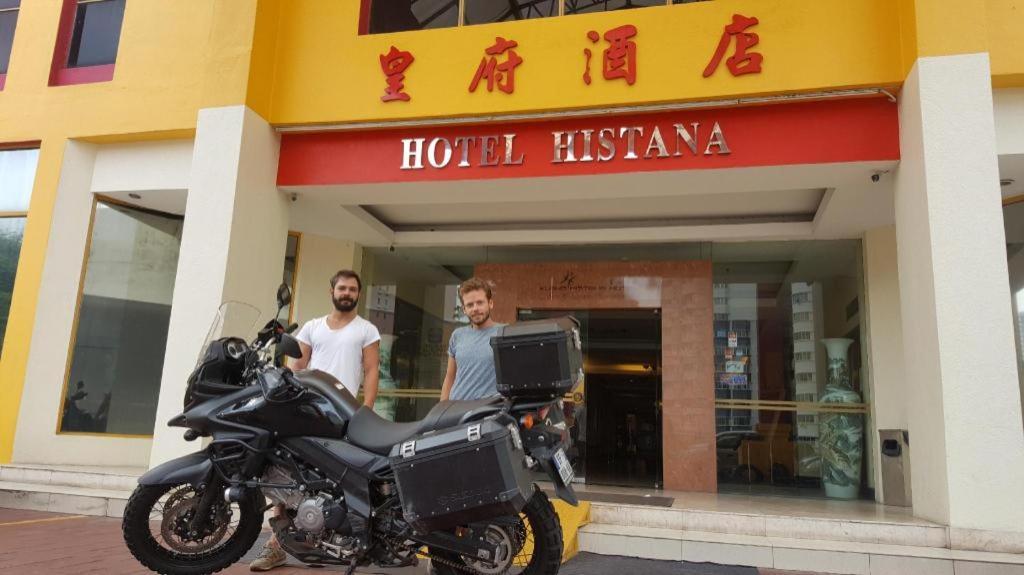 Klang Histana Hotel Buitenkant foto