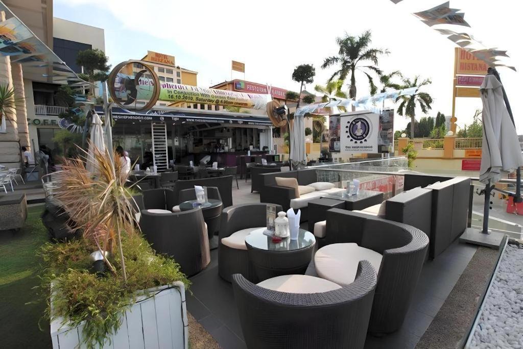 Klang Histana Hotel Buitenkant foto